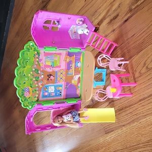 Barbie, Chelsea tree house